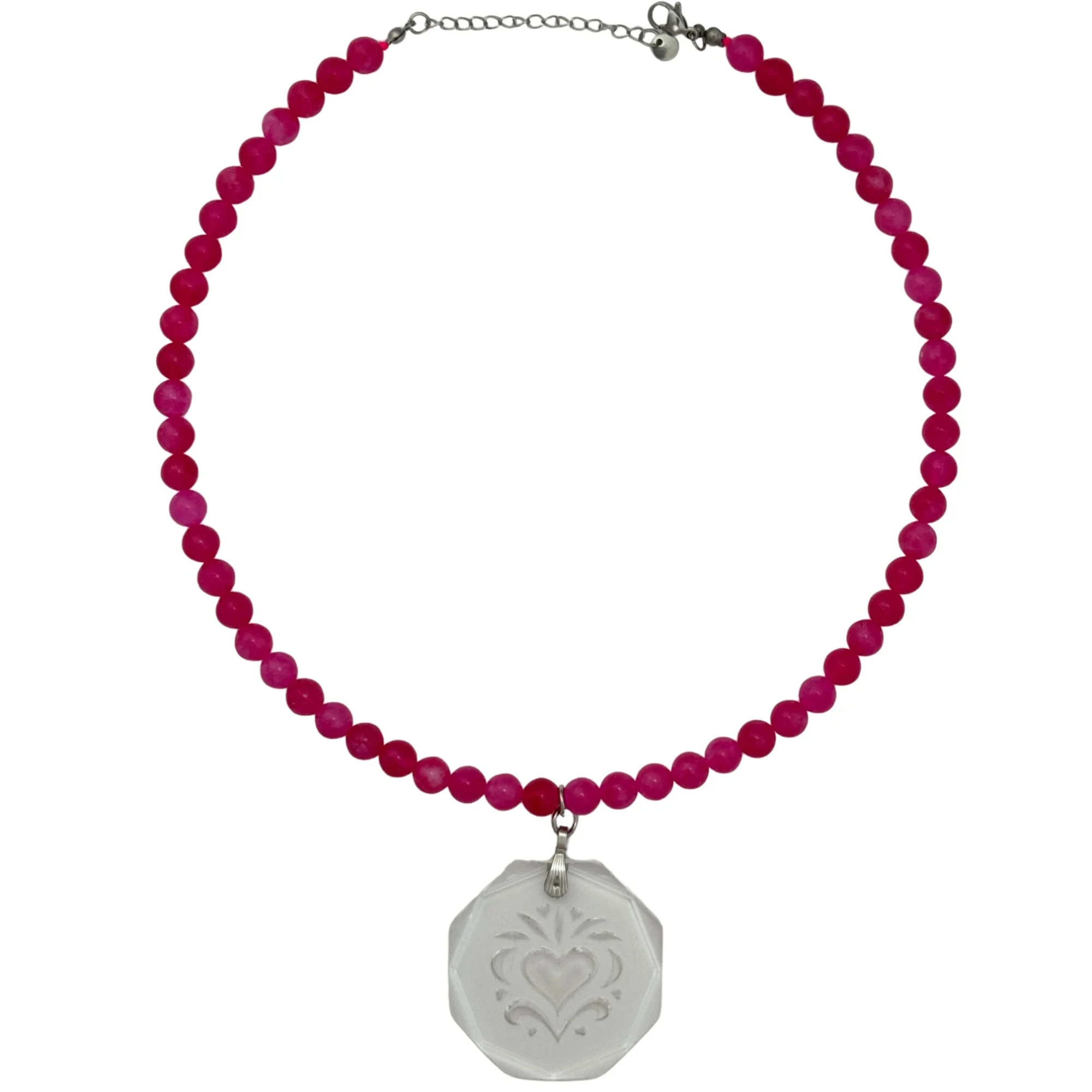 Pink beaded necklace with a clear octagonal pendant featuring an engraved heart, stainless steel details, by Enleira